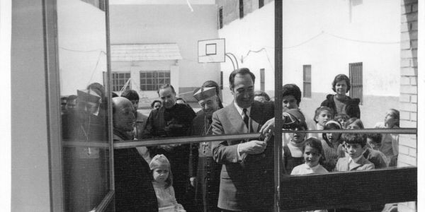 corte-de-la-cinta-del-colegio